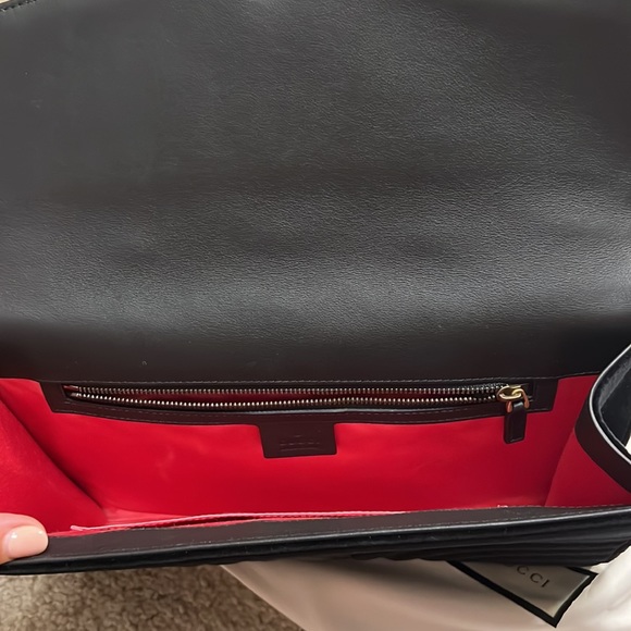 Gucci Marmont velvet clutch bag - Picture 6 of 7